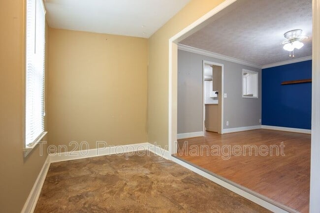 Building Photo - 8284 McKee Rd