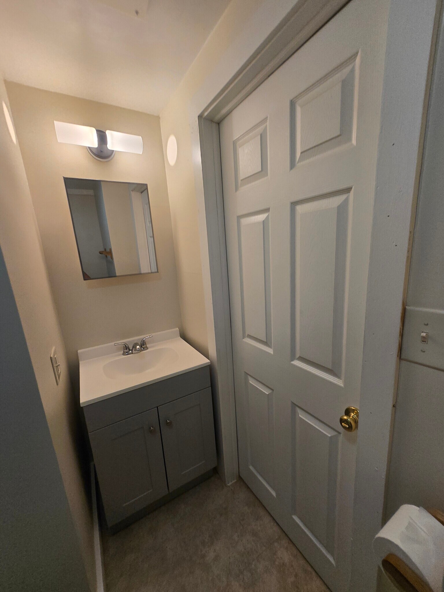 Bathroom - 523 E Buffalo St