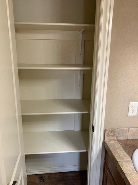Building Photo - 4057 W Spring House Dr