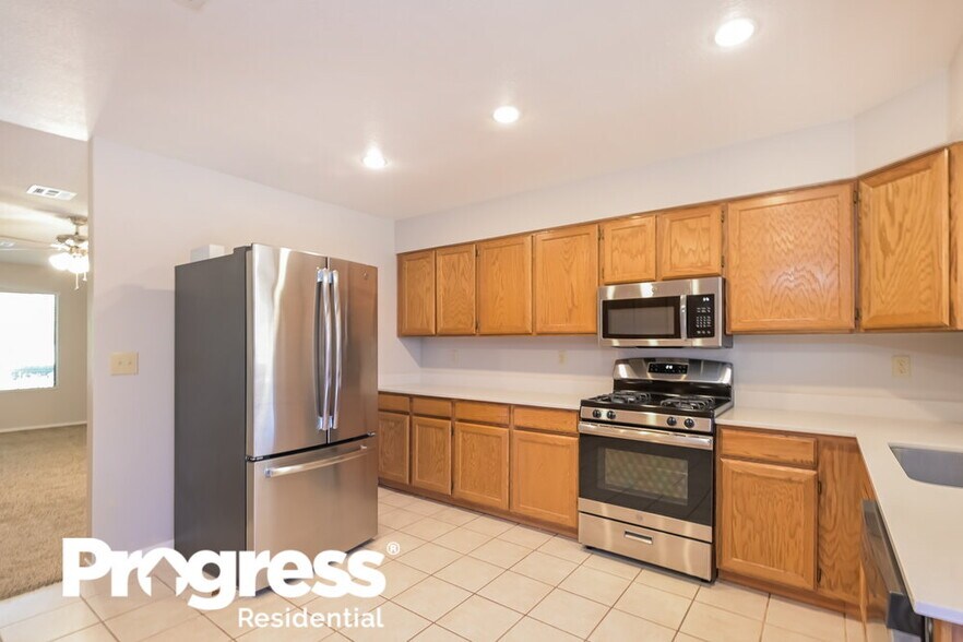 Building Photo - 123 Hexham Dr