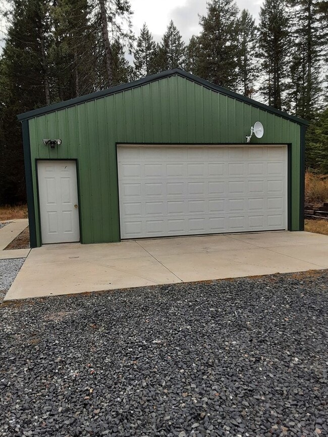 Building Photo - 274 Horseshoe Lake Rd