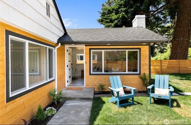 Building Photo - 11 SW 100th St