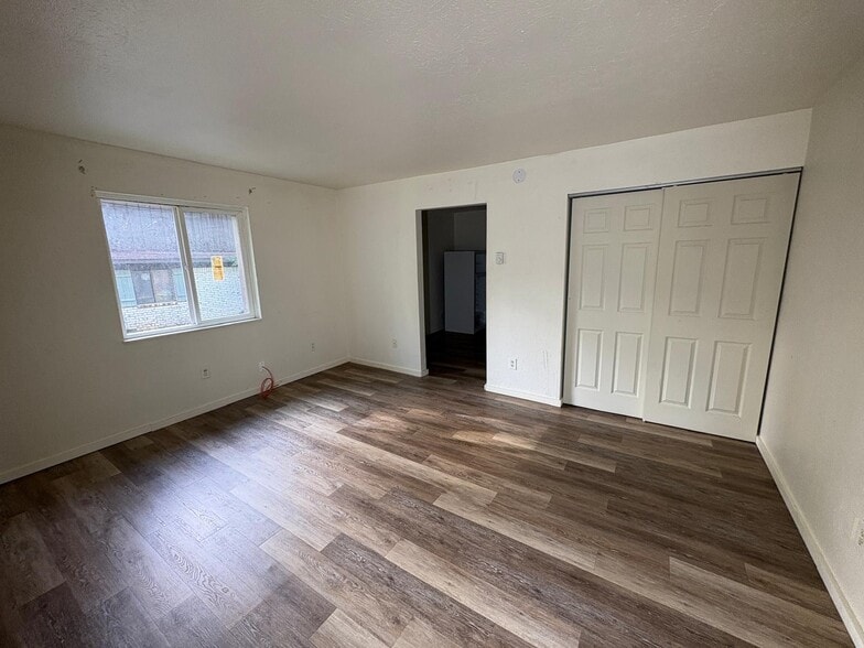 Building Photo - Brooke Park Apartments