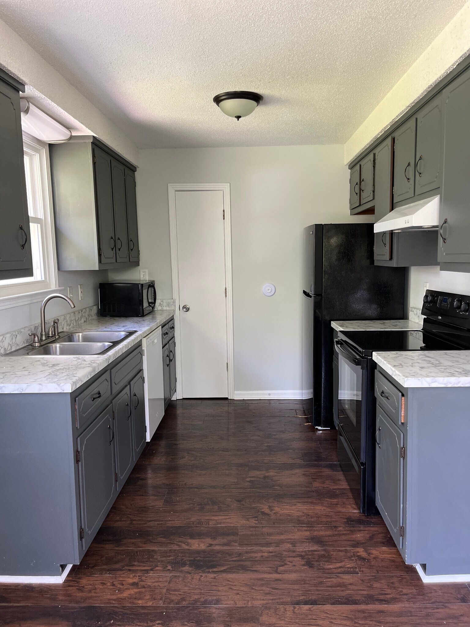 Kitchen 1 - 561 Donna Drive