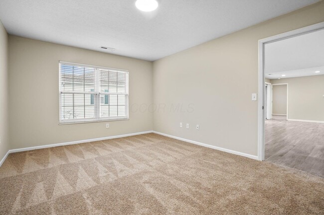 Building Photo - 4951 Stratford Pine Ln