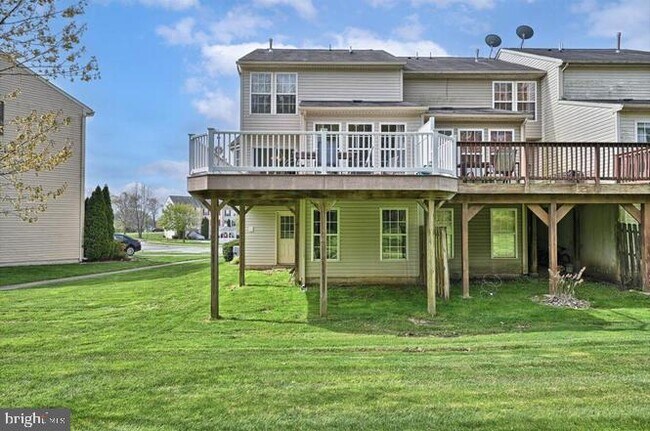 Building Photo - 509 Fox Trail