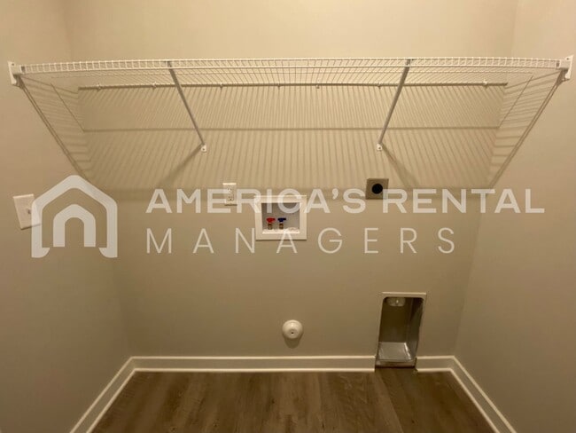 Building Photo - Home for Rent in Thorsby! View with 48 Hours Notice!