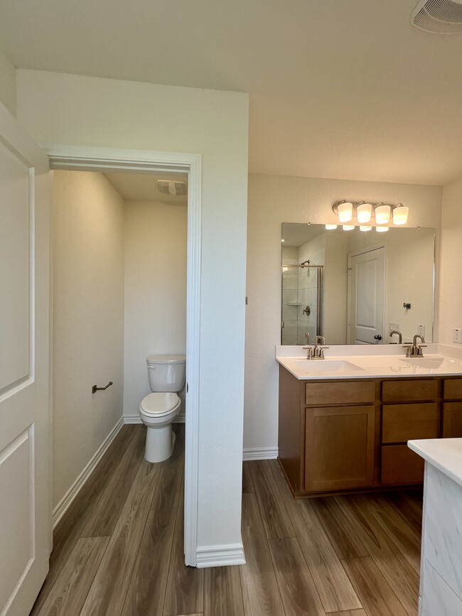 Building Photo - 14839 Vance Jackson Rd