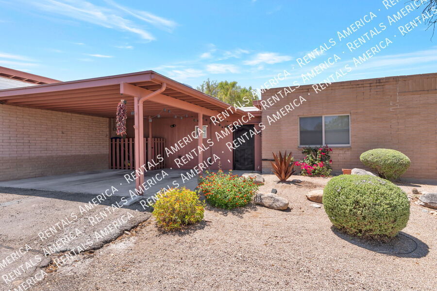 Building Photo - 88 E Cholla Shadows Dr