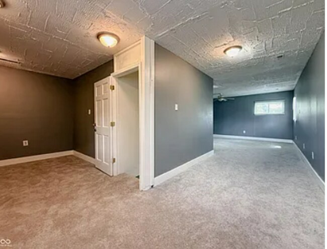 Building Photo - 3736 Kinnear Ave