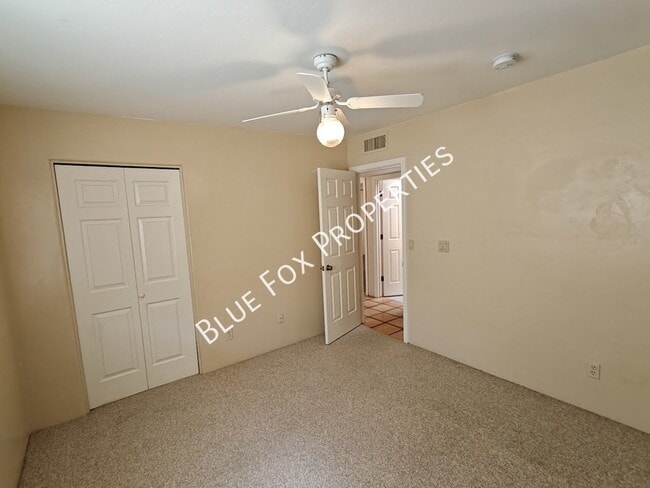 Building Photo - 9097 N Jessy Ln