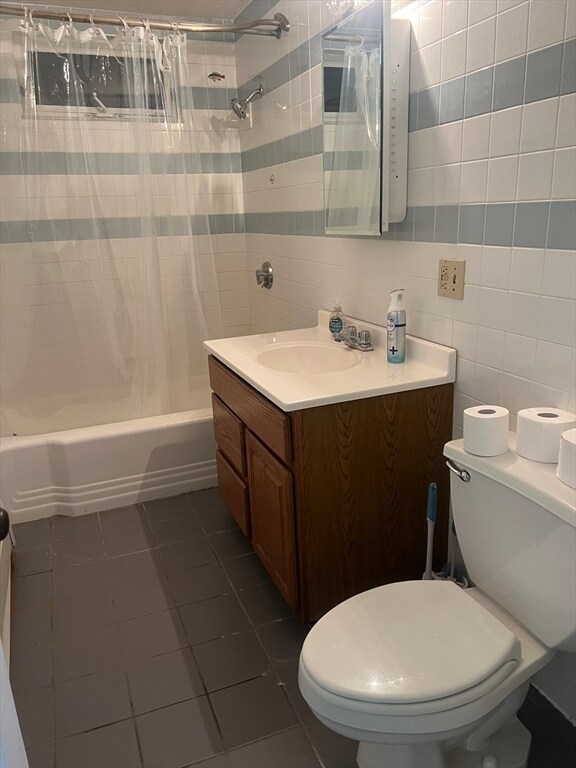 Building Photo - 143 Main St