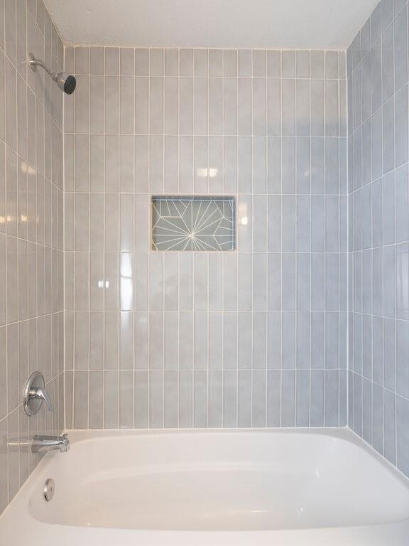 Building Photo - 2526 Glen Springs Way