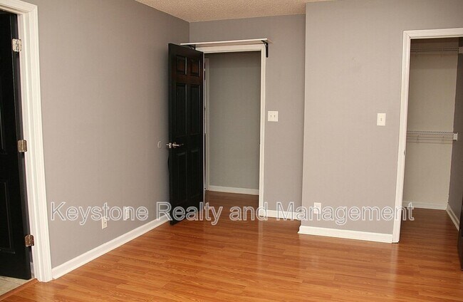 Building Photo - 3826 Angelise Ln