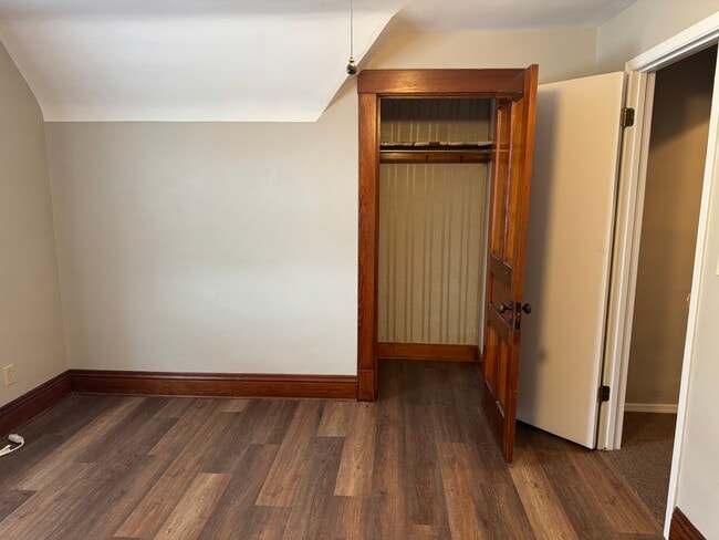 Building Photo - 1721 W 16th St