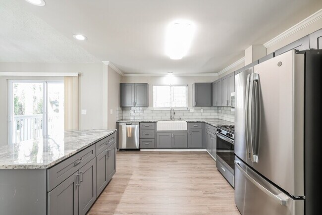 Building Photo - 3923 N Fork Ct NW