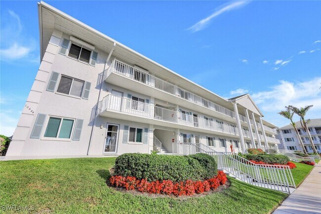 Building Photo - 10684 Gulf Shore Dr