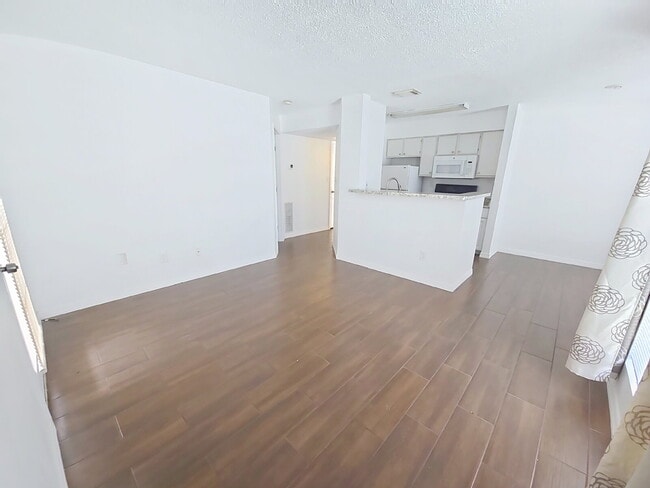 Building Photo - 8617 Fancy Finch Dr