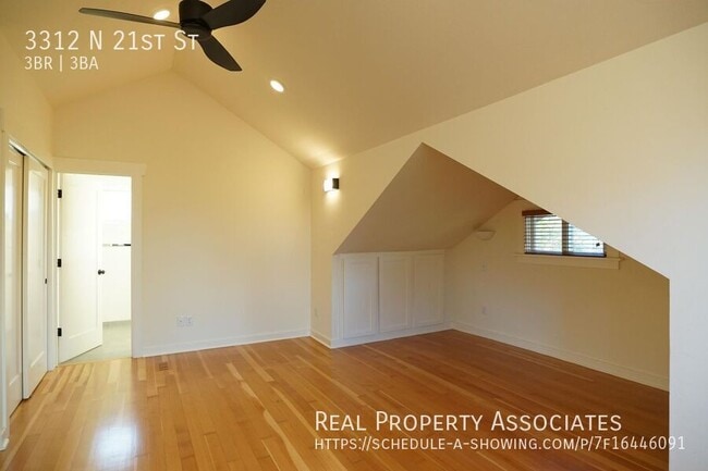 Building Photo - 3312 N 21st St