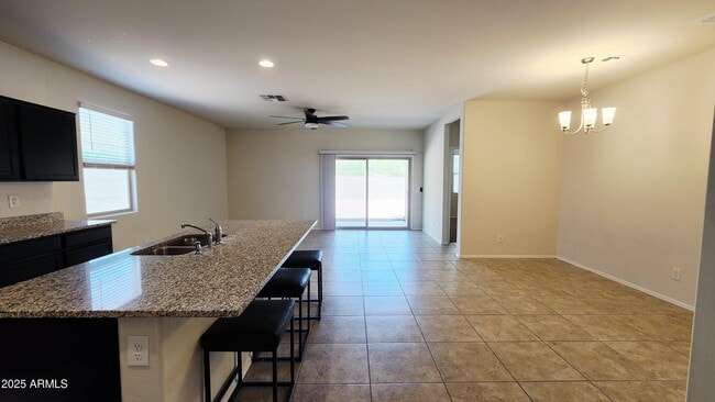 Building Photo - 236 S San Jose Ln