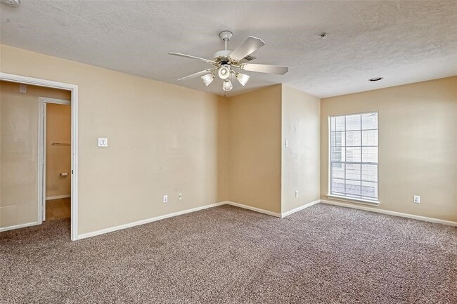 Building Photo - 2710 Grants Lake Blvd