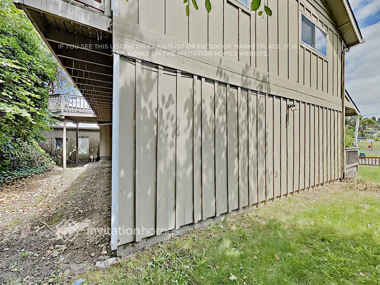 Building Photo - 4924 La Hal Da Ave NE