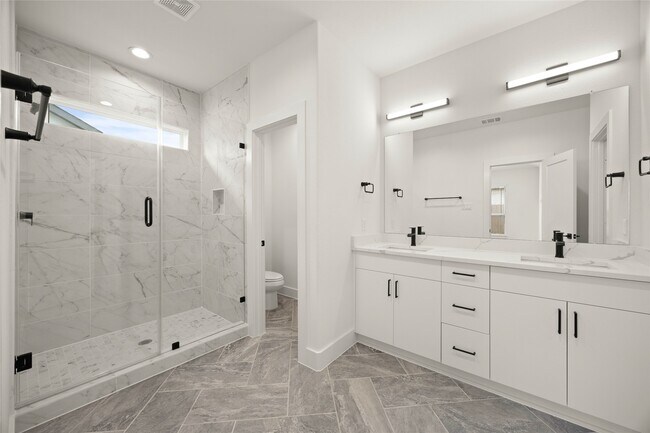 Building Photo - 2711 Sunrise Breeze Dr