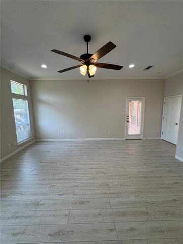 Building Photo - 6376 Newport Ct