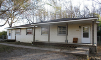 Building Photo - Cozy 2-bedroom duplex coming soon!