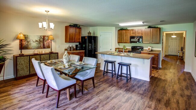 Building Photo - 7588 Steeplechase Blvd