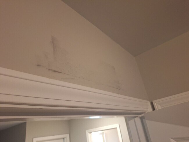 Building Photo - Beautiful Five Bedroom Home Located in Northeast Columbia!