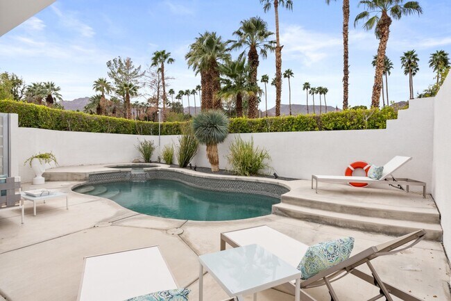 Building Photo - 48674 Vista Viejo Dr