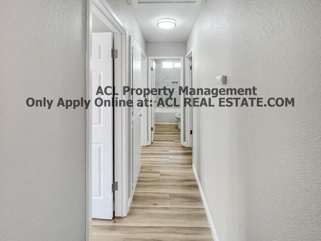 Building Photo - Stylishly Renovated Home with New Kitchen ...