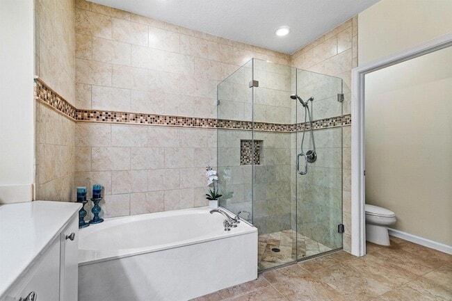 Building Photo - 7690 Hummingbird Ct