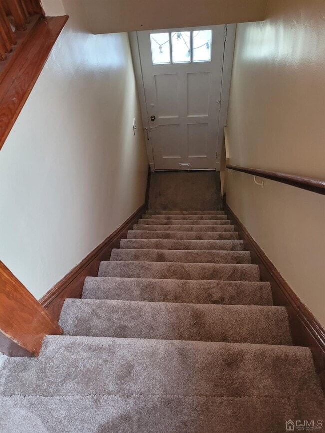 Building Photo - 27 John St