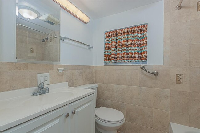 Building Photo - 1120 E Minnesota Ave