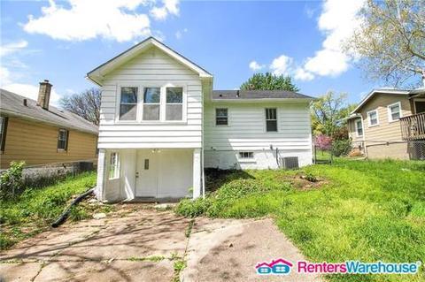 Building Photo - 1231 56th St