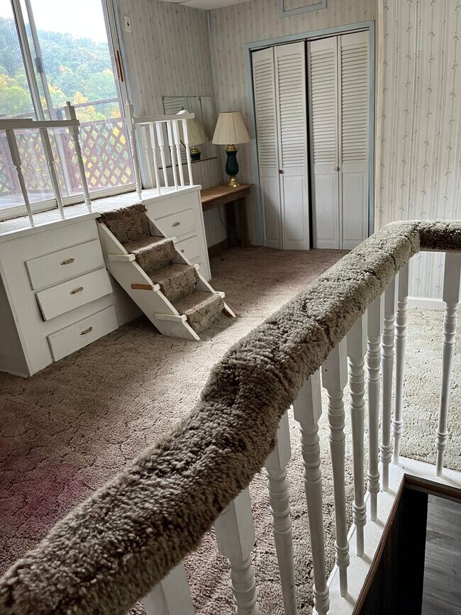 Building Photo - Coming soon! Two Bedroom Home on Austin Lake