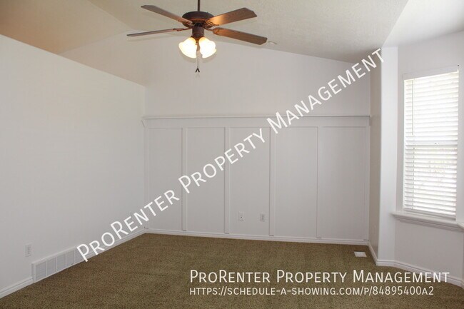 Building Photo - 1989 N 2530 W