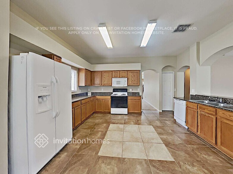 Building Photo - 11213 Lake Lanier Dr