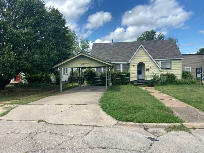 Primary Photo - 1511 NW Arlington Ave