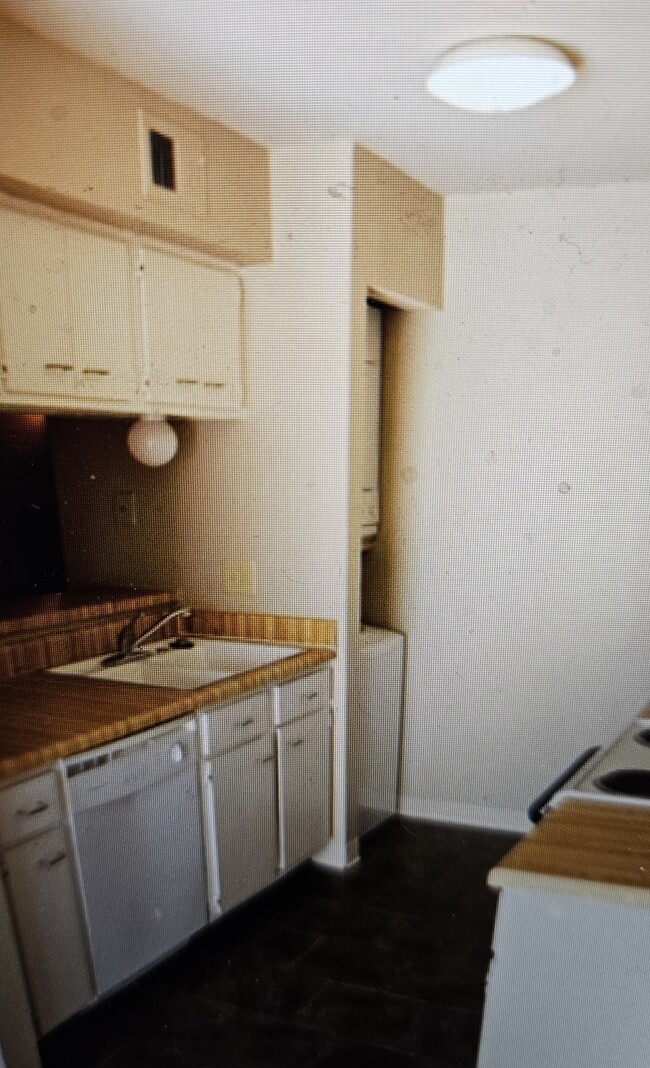 Building Photo - 3843 Barrington St