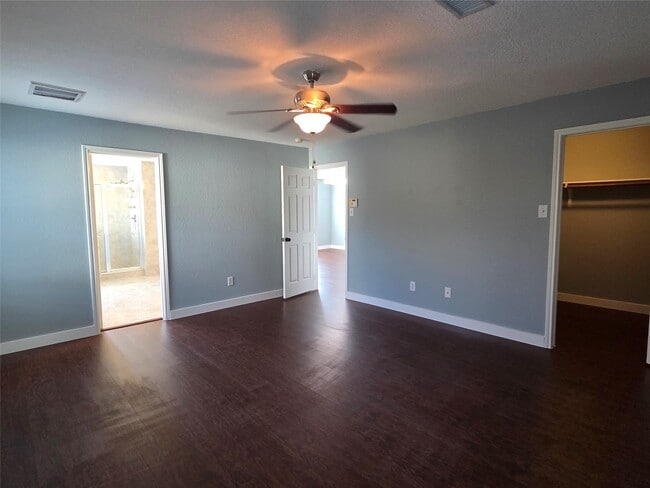Building Photo - 9526 Heflin Colony Dr