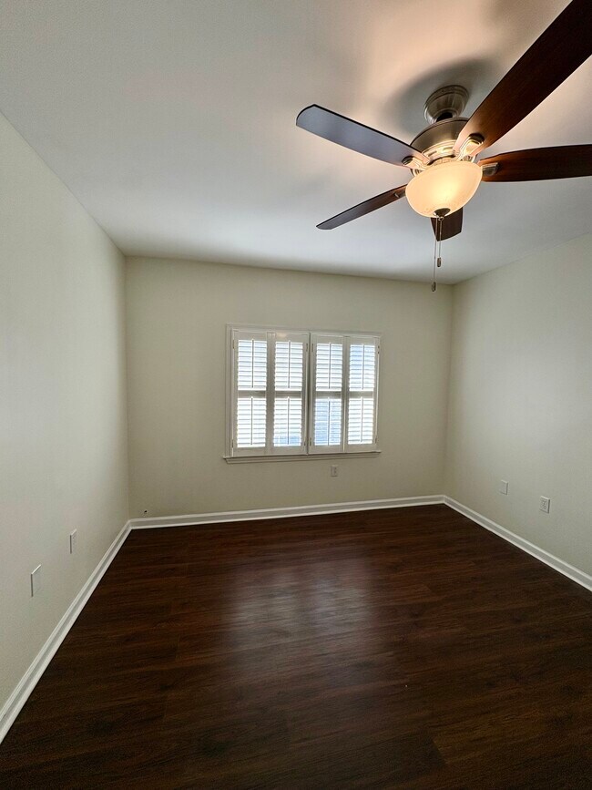 Building Photo - 3675 Peachtree Rd NE