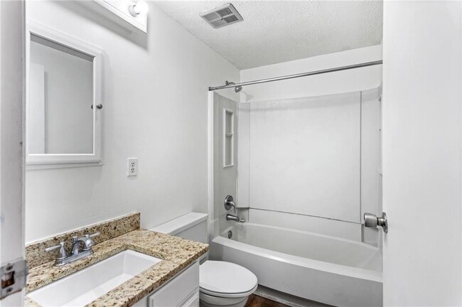 Building Photo - 8827 Applegate Ln