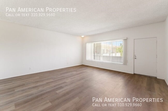 Building Photo - 817 Riverside Pl