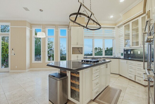 Building Photo - Gorgeous Custom Built Scripps Ranch Home Available Now!