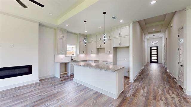 Building Photo - 7215 Thurston Dr