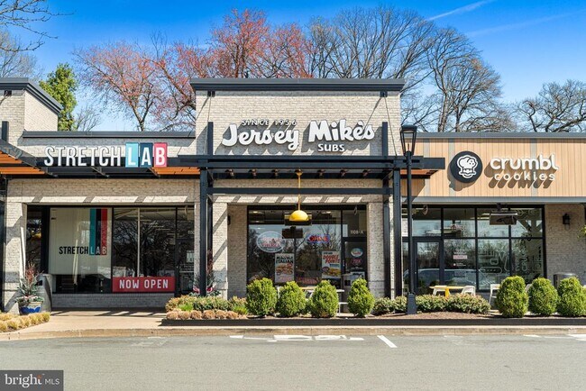 Building Photo - 255 W Falls Station Blvd