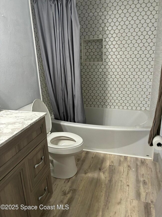 Building Photo - 467 Ibis Ln